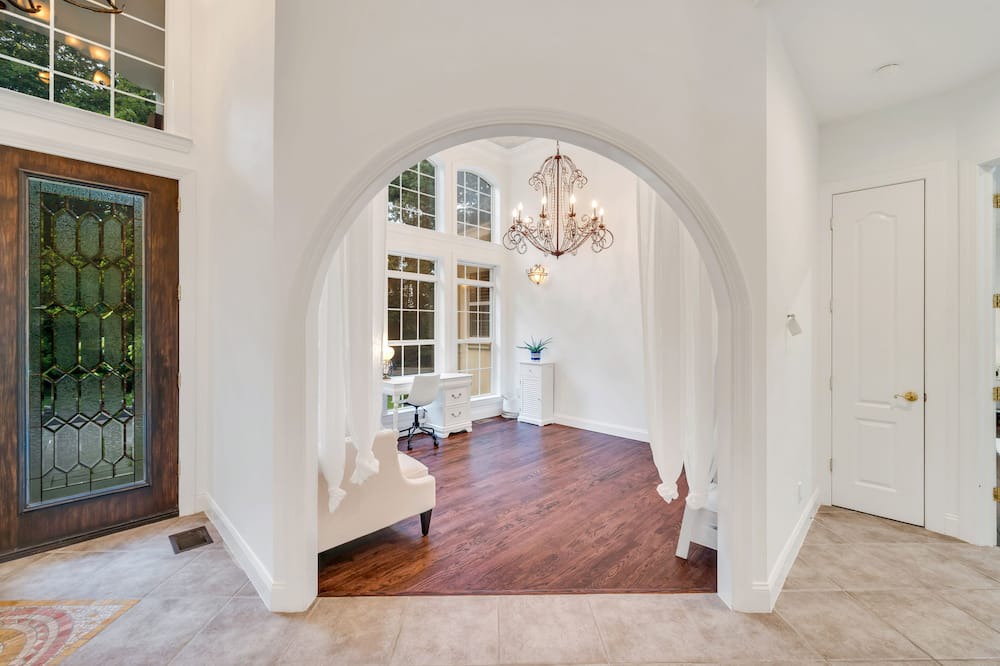 Photo of Bedroom in Wading River