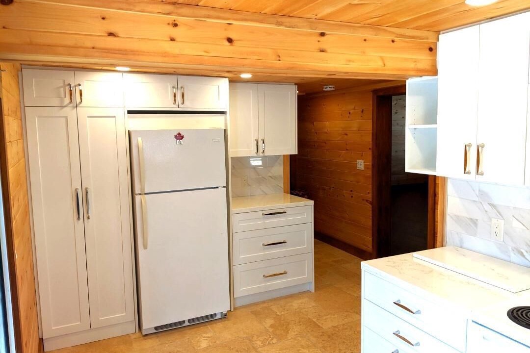 Photo of Kitchen in Wasaga Beach