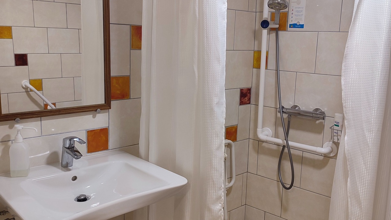 Photo of Bathroom in Saint-Jean-de-Fos