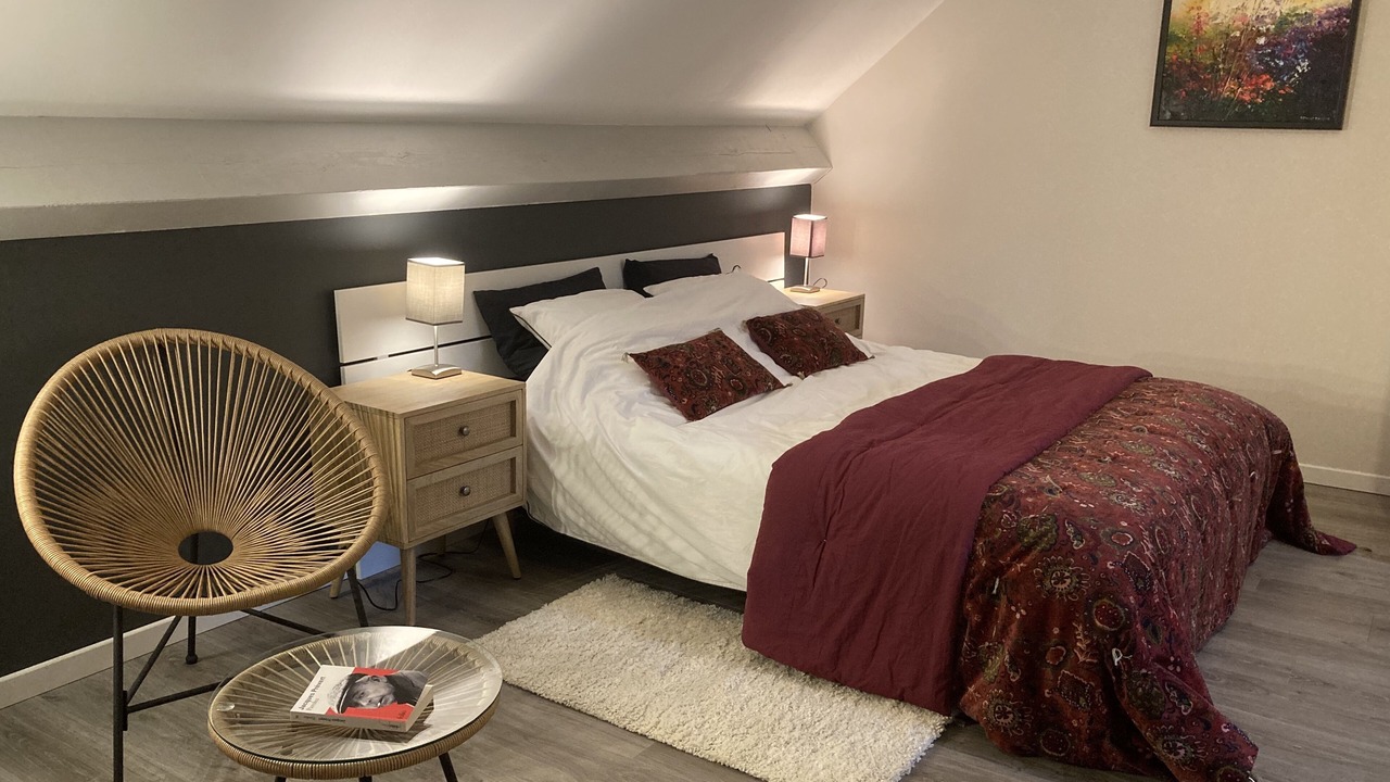 Photo of Bedroom in Saint-Romain