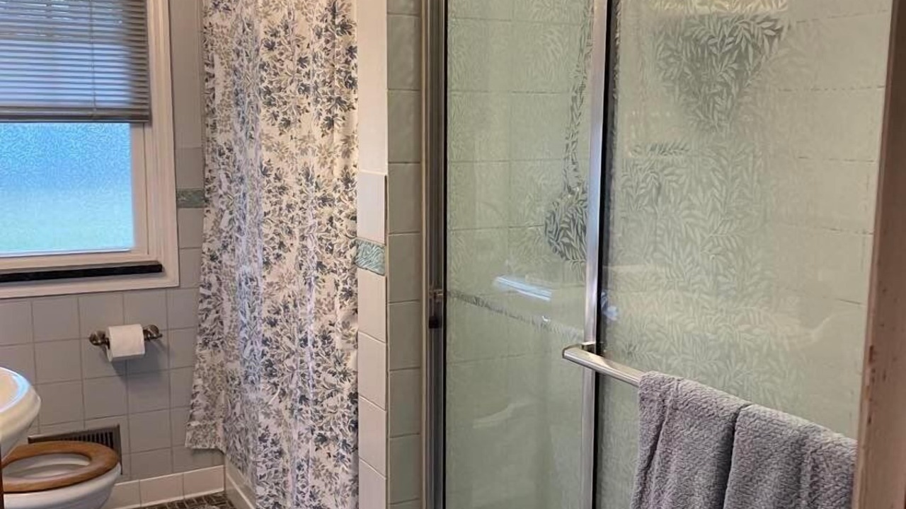 Photo of Bathroom in Flat Rock