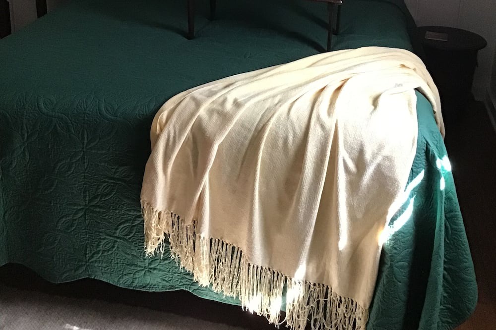 Photo of Bedroom in Lake St Louis