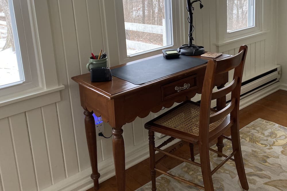 Photo of Bedroom in Lake St Louis