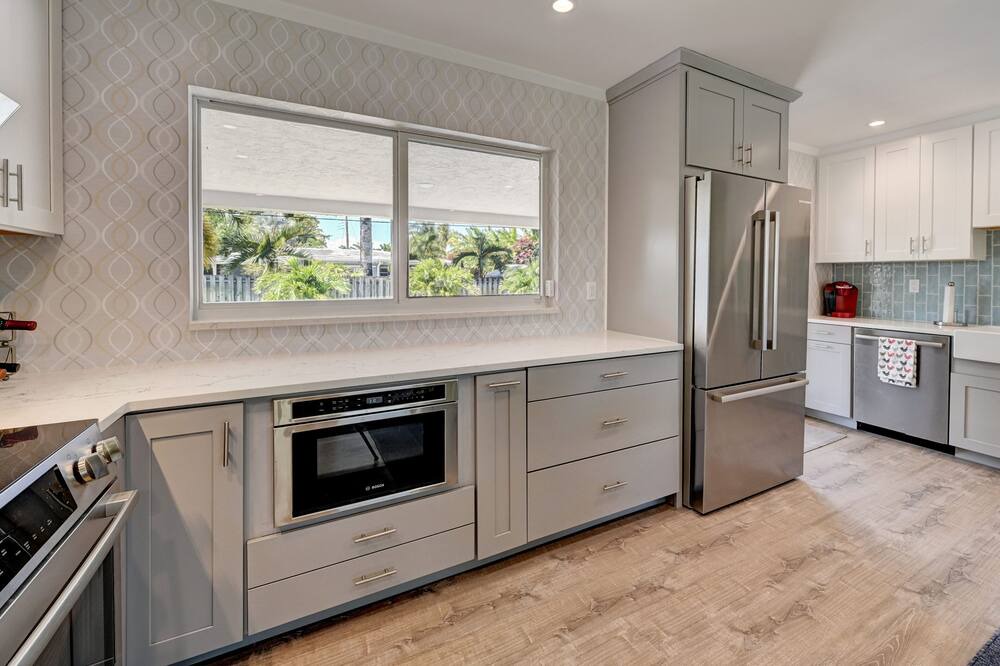 Photo of Kitchen in Oakland Park