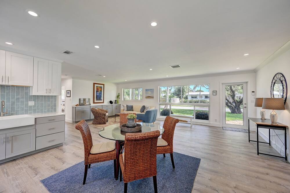 Photo of Kitchen in Oakland Park