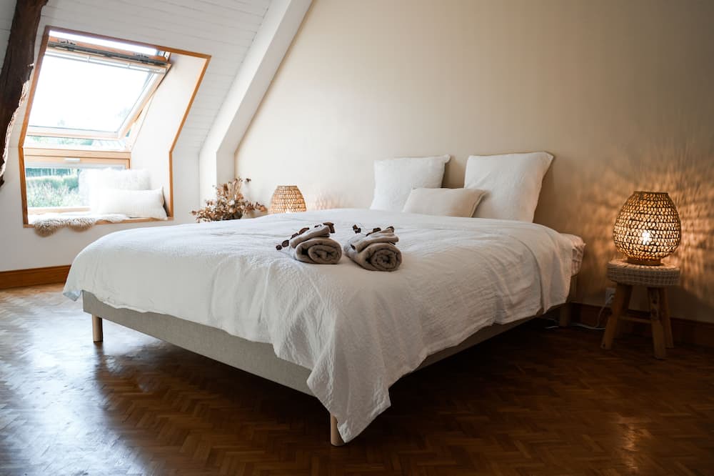 Photo of Bedroom in Sideville