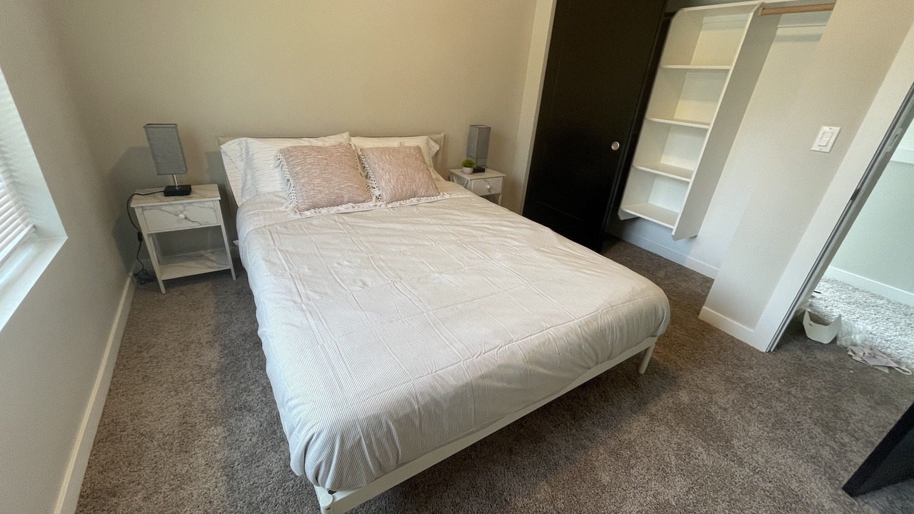 Photo of Others in Lincoln