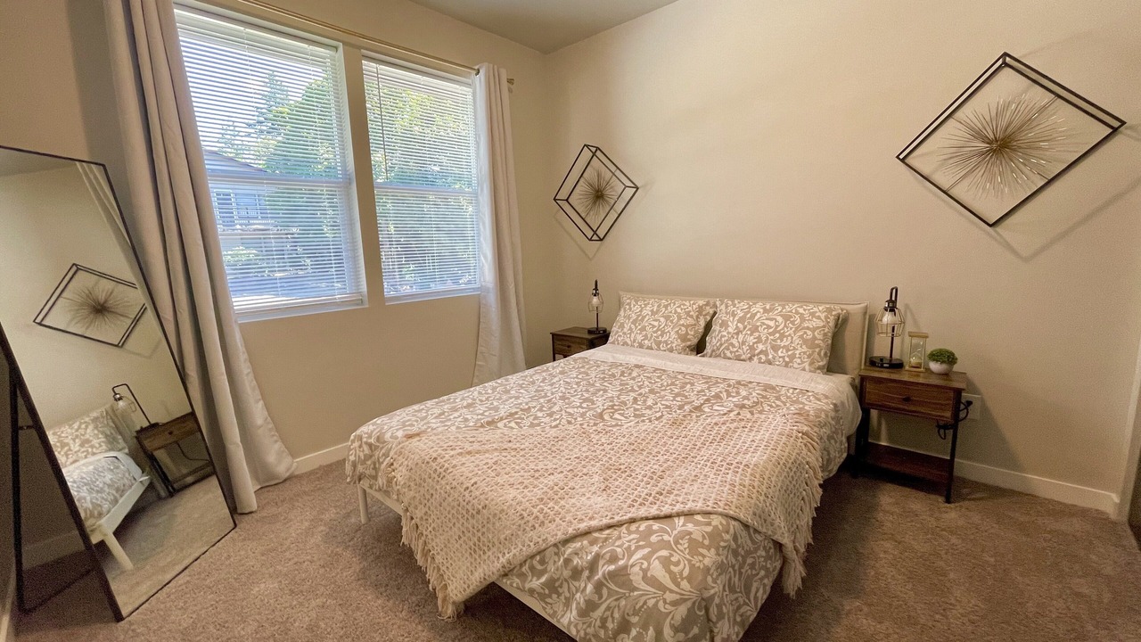 Photo of Others in Lincoln