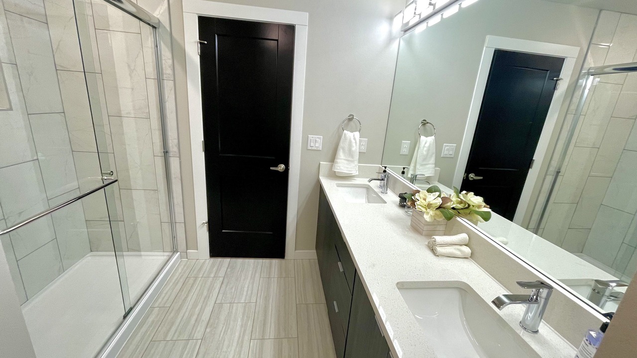 Photo of Others in Lincoln