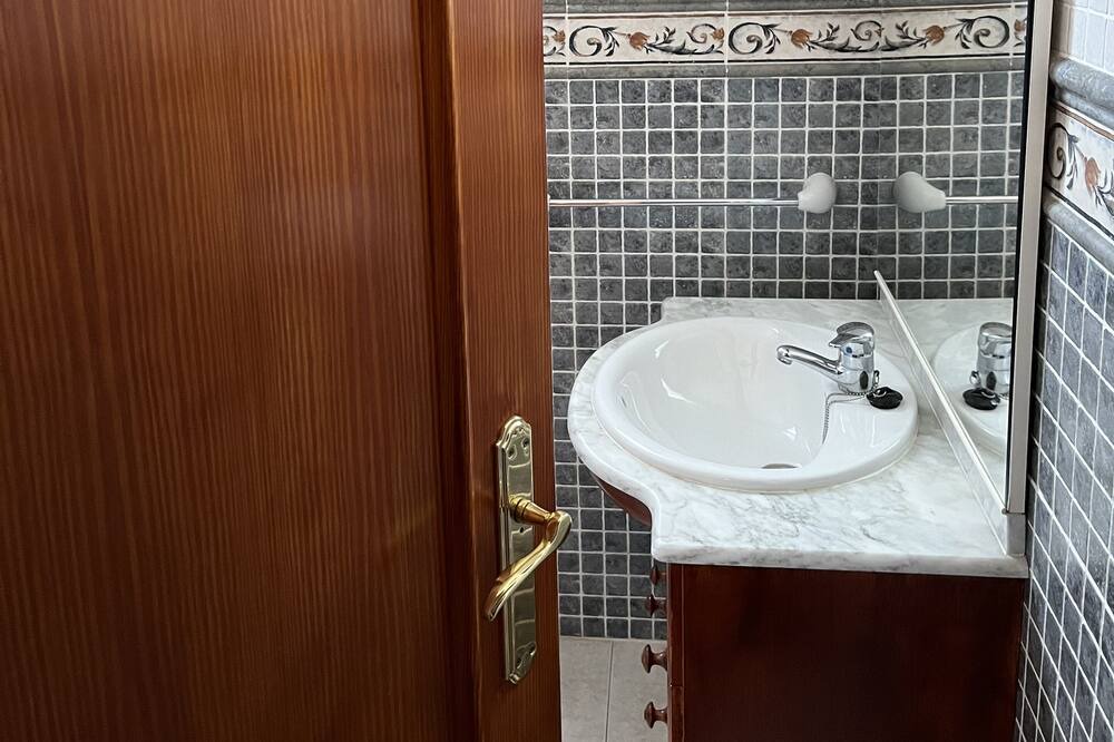 Photo of Bathroom in Oliva