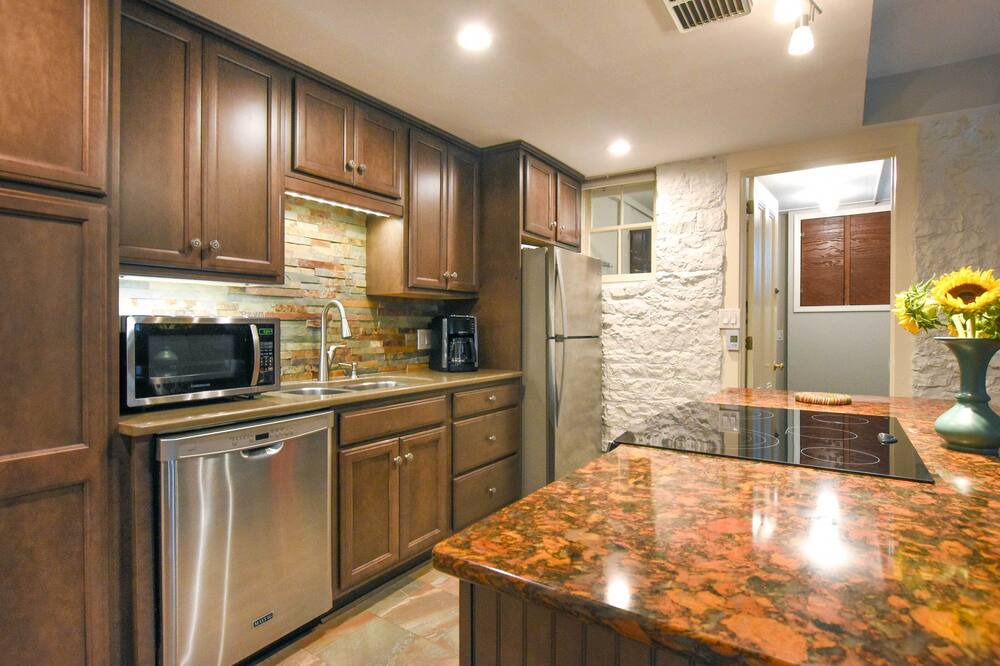 Photo of Kitchen in Corn Hill
