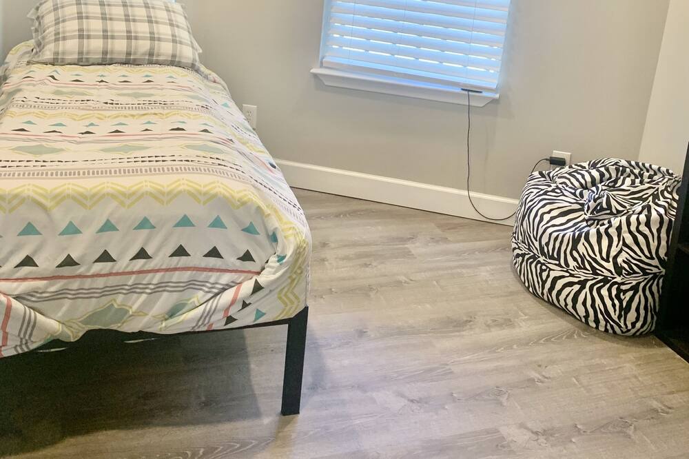 Photo of Bedroom in Cedar Creek