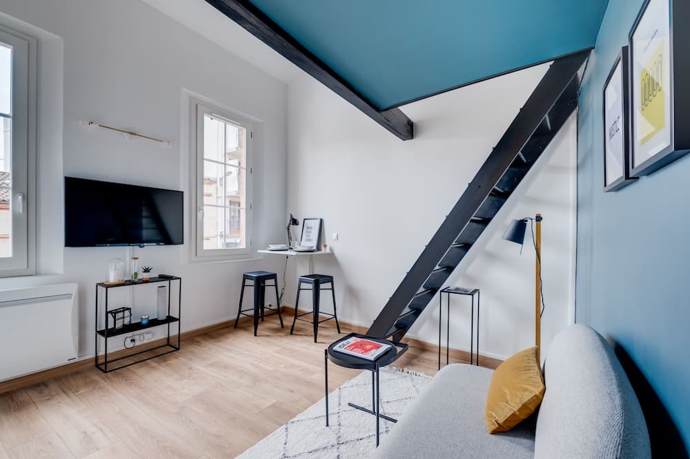 Photo of Livingroom in Saint - Michel