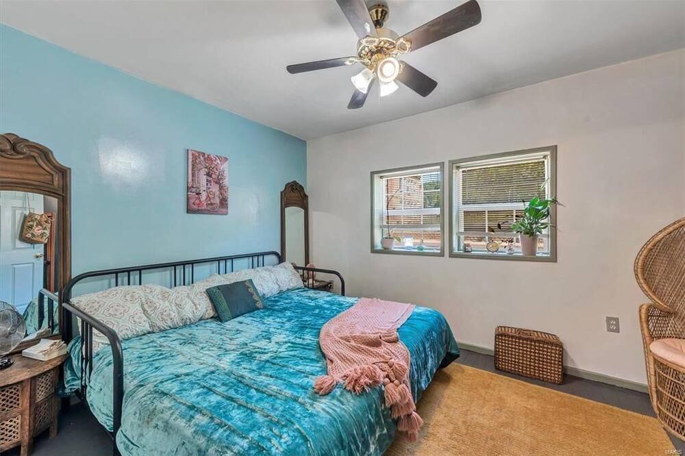 Photo of Bedroom in Pacific