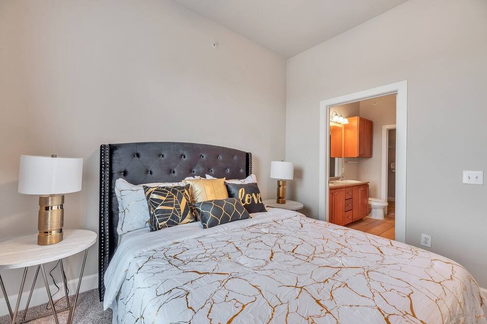 Photo of Bedroom in Washington Ave./ Memorial Park