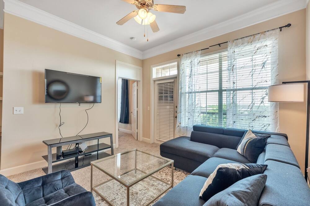 Photo of Bedroom in Washington Ave./ Memorial Park