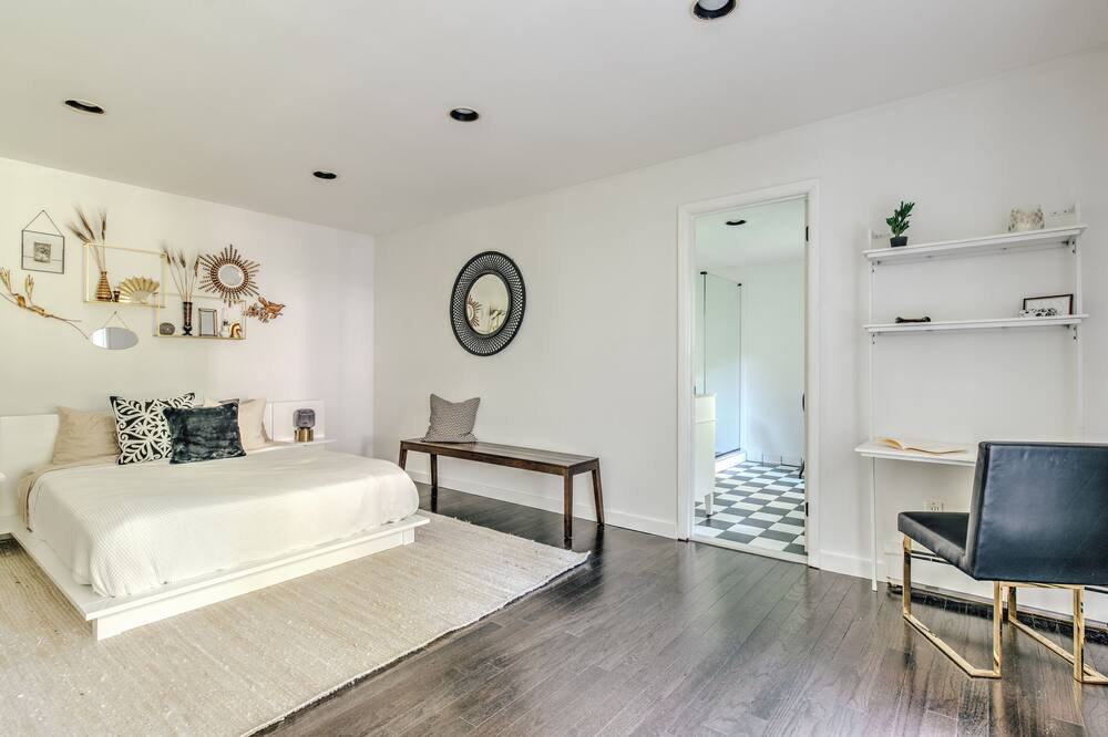 Photo of Bedroom in East Moriches