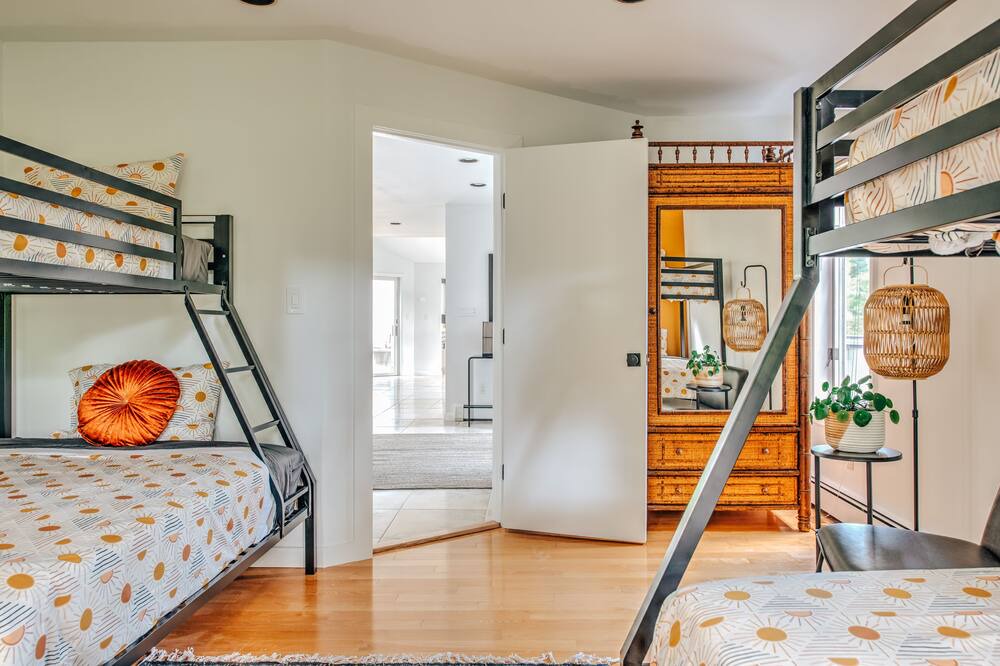 Photo of Bedroom in East Moriches