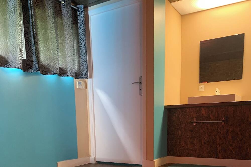 Photo of Bathroom in Tournehem-sur-la-Hem