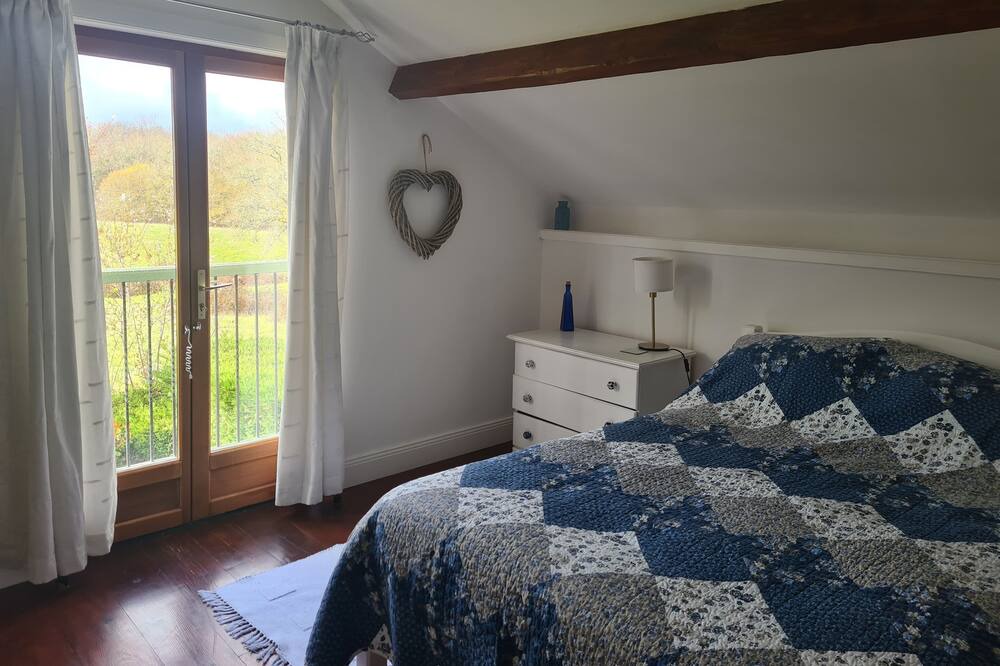 Photo of Bedroom in Labarrere