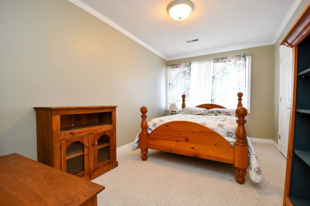 Photo of Bedroom in Peterborough
