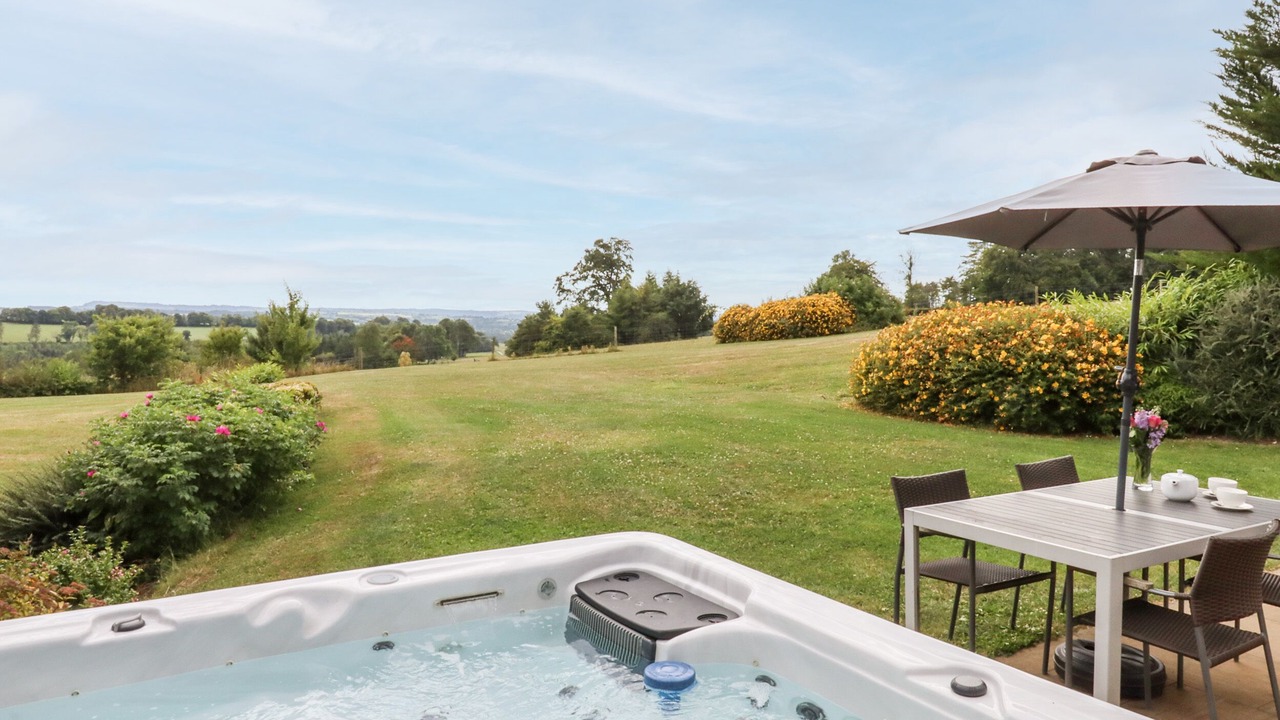 Photo of Outdoor in Eleighwater