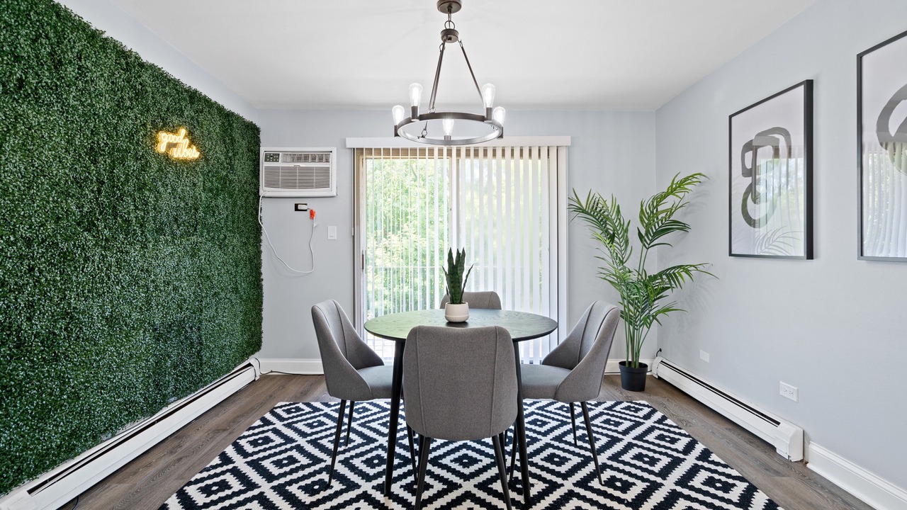 Photo of Others in Chicago Ridge