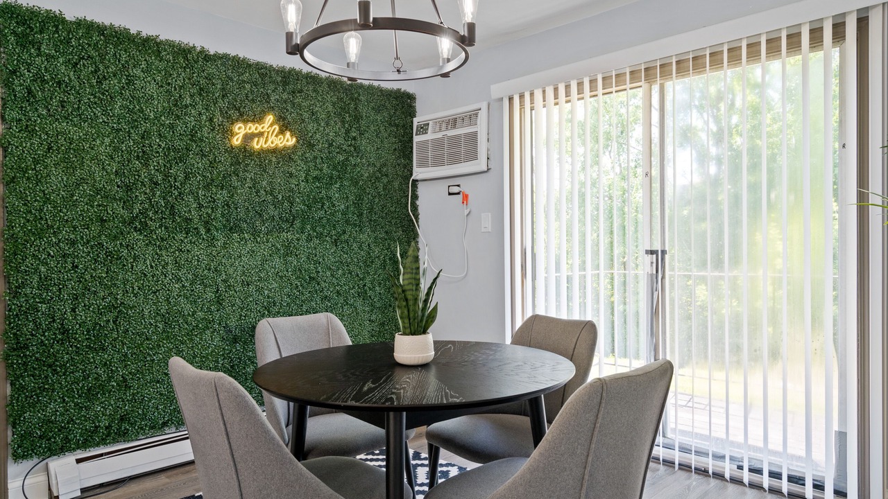 Photo of Others in Chicago Ridge