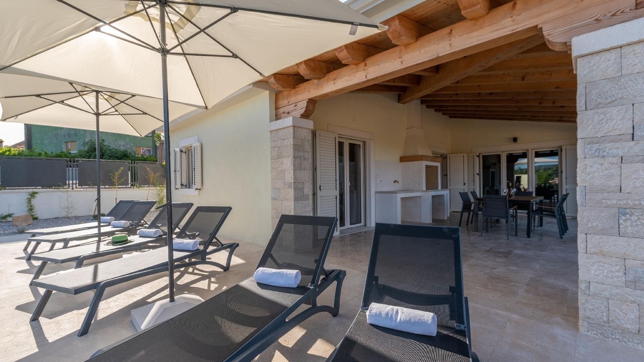 Photo of Outdoor in Vinez
