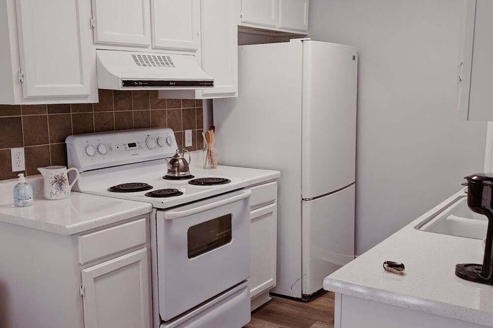 Photo of Kitchen in Highland Historic District
