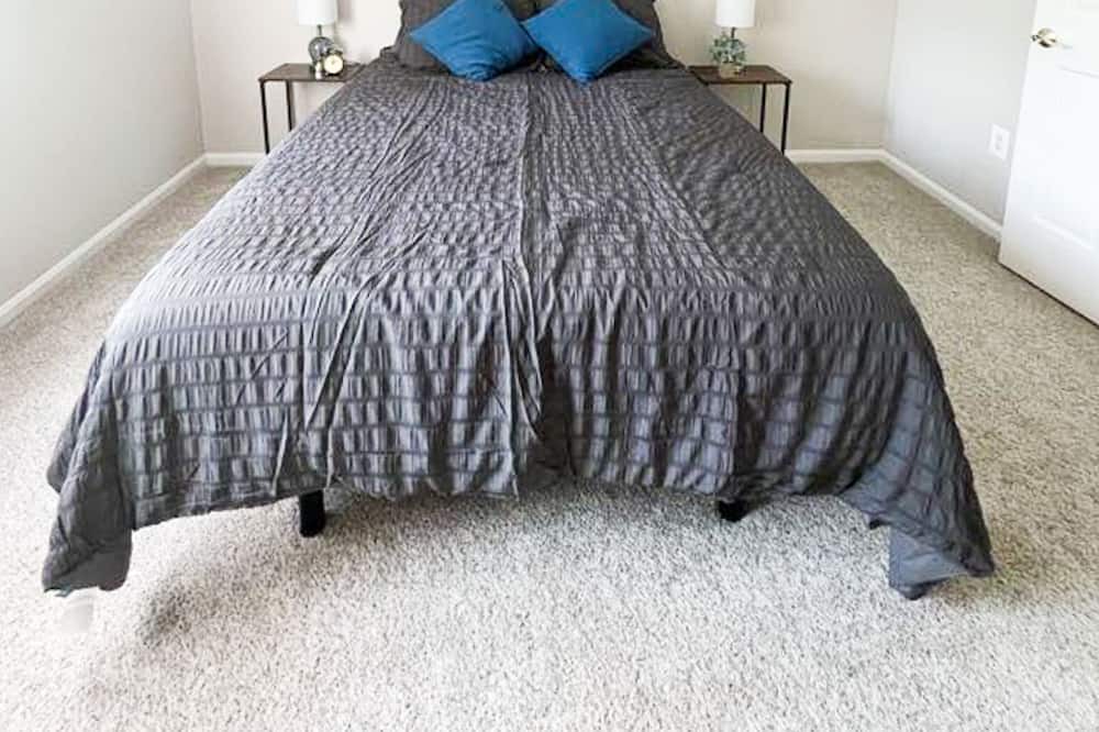 Photo of Others in Tysons