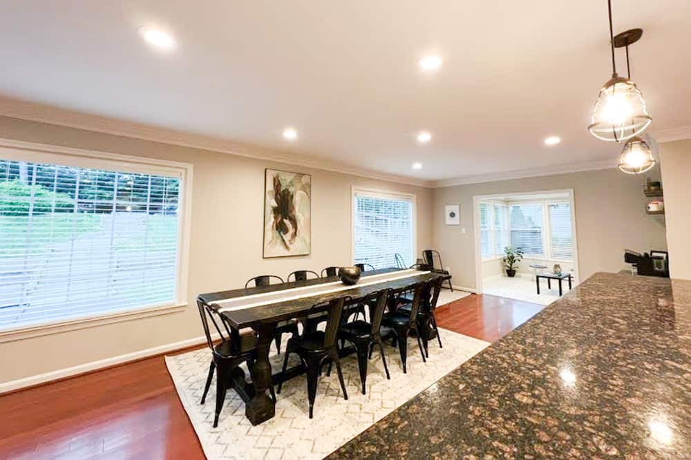 Photo of Kitchen in Tysons