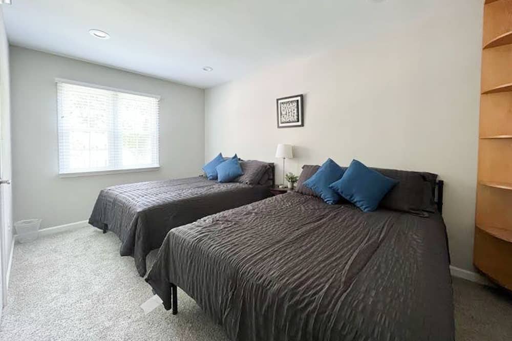 Photo of Bedroom in Tysons