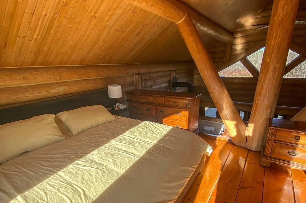 Photo of Bedroom in Mauricie