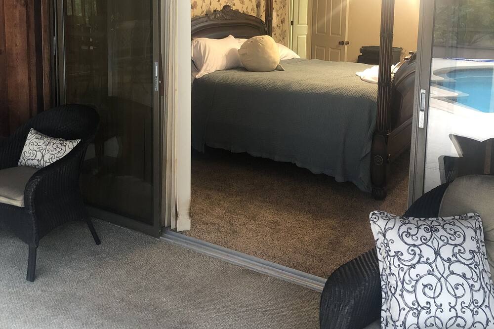 Photo of Bedroom in Thonotosassa