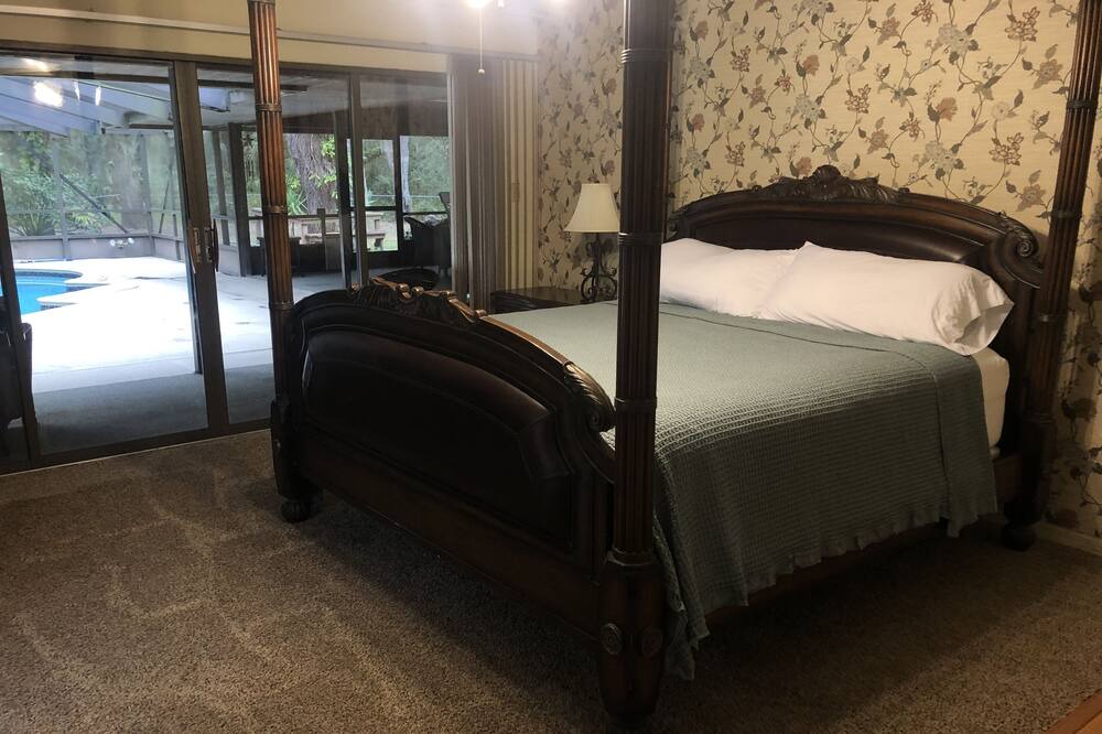 Photo of Bedroom in Thonotosassa