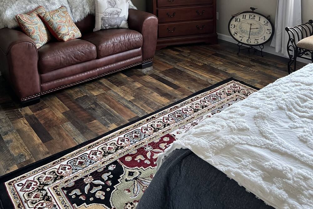 Photo of Bedroom in Roseburg