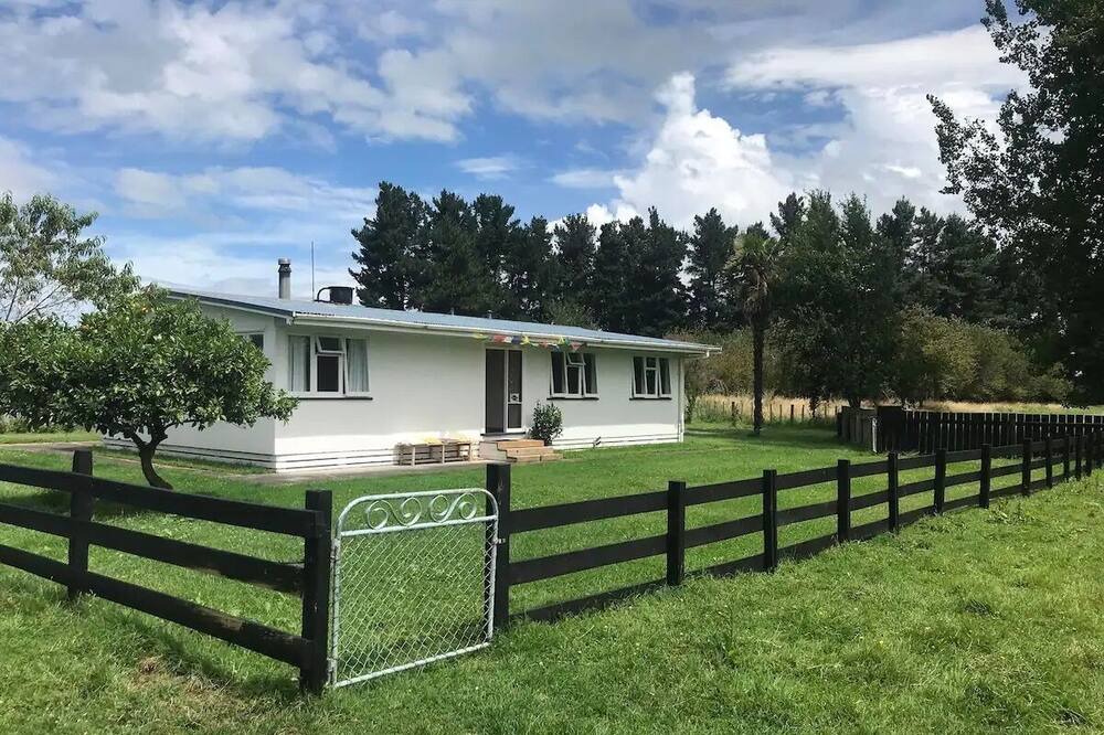 Photo of Bedroom in Ohingaiti