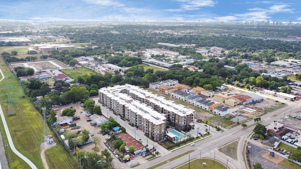 Photo of Outdoor in Spring Branch East