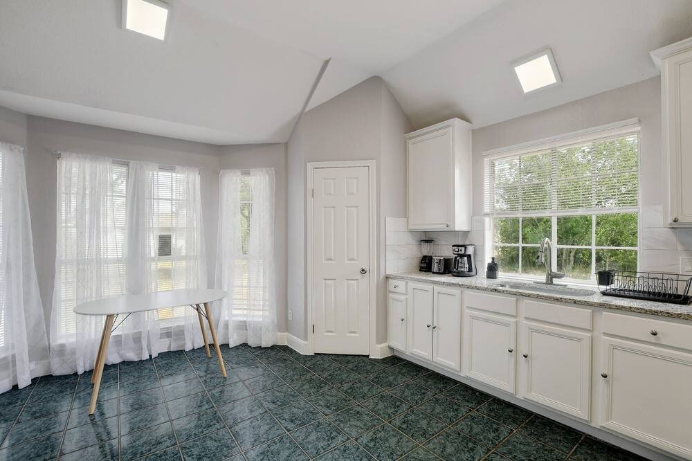 Photo of Kitchen in Kyle