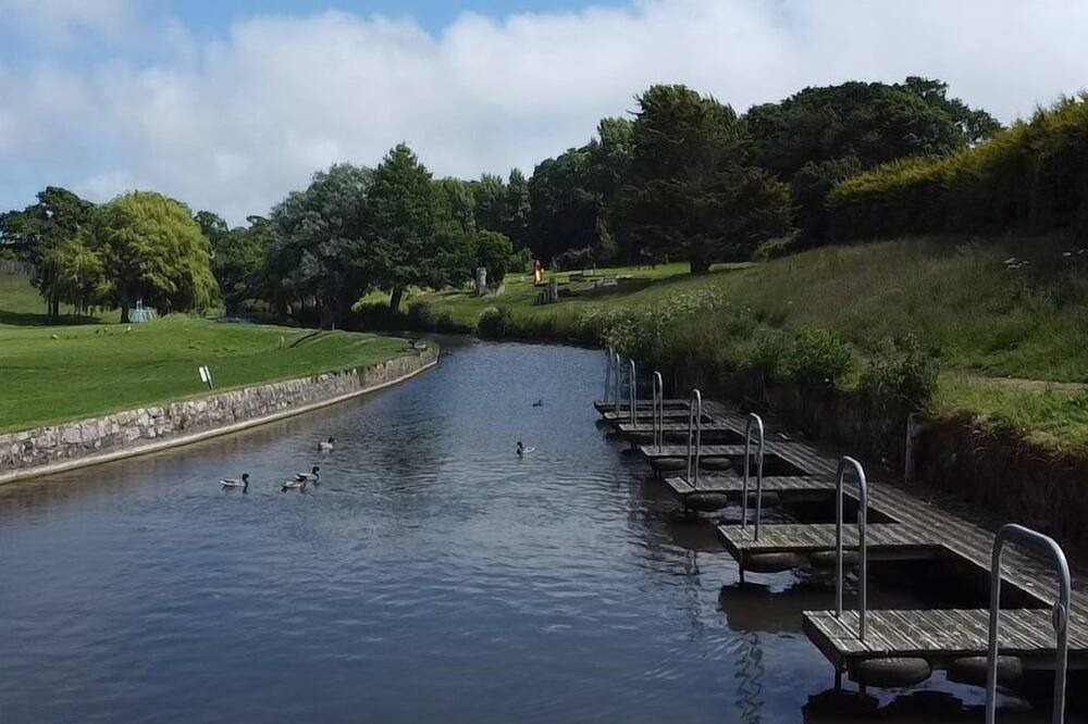 Photo of Outdoor in Mottistone