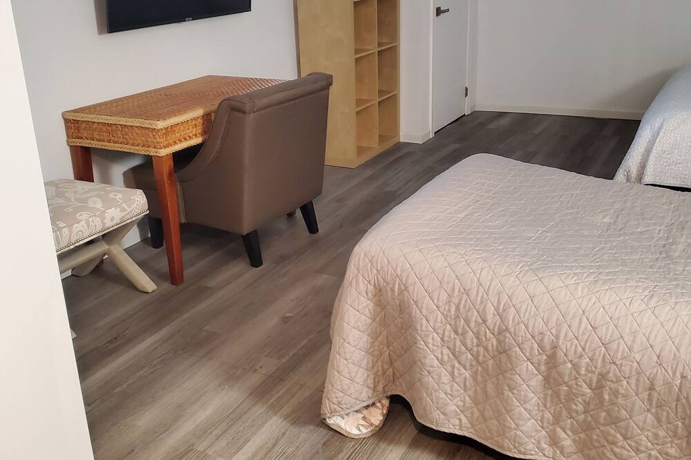 Photo of Bedroom in Amityville