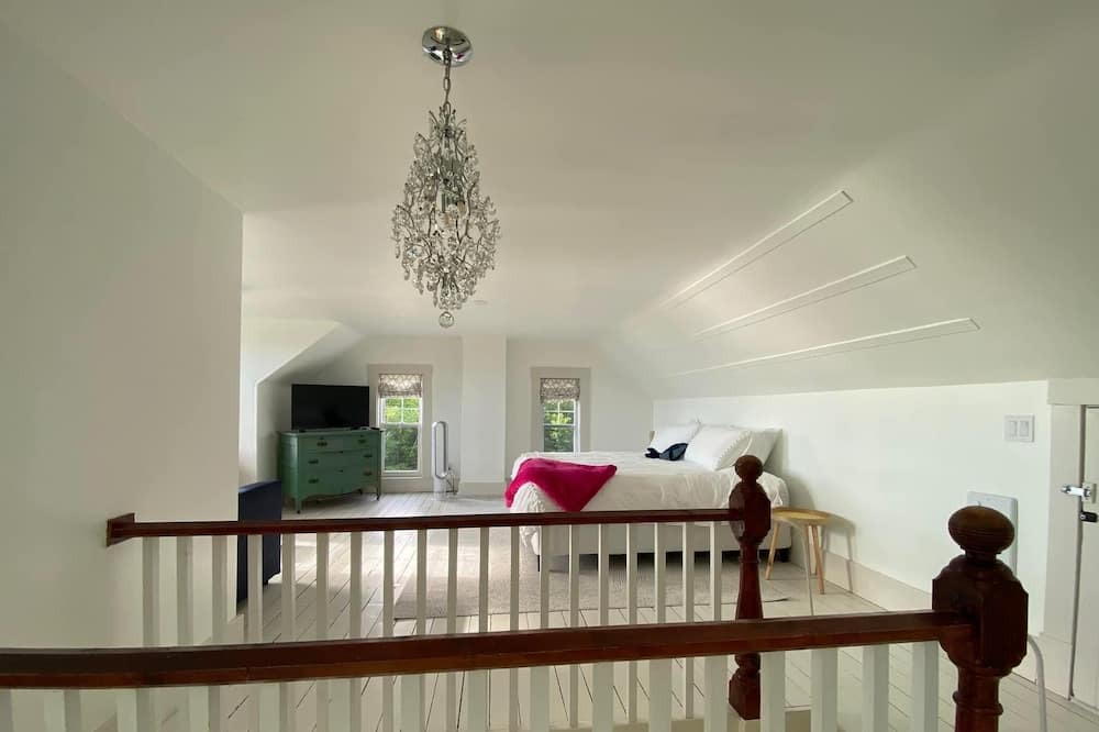 Photo of Bedroom in Canal