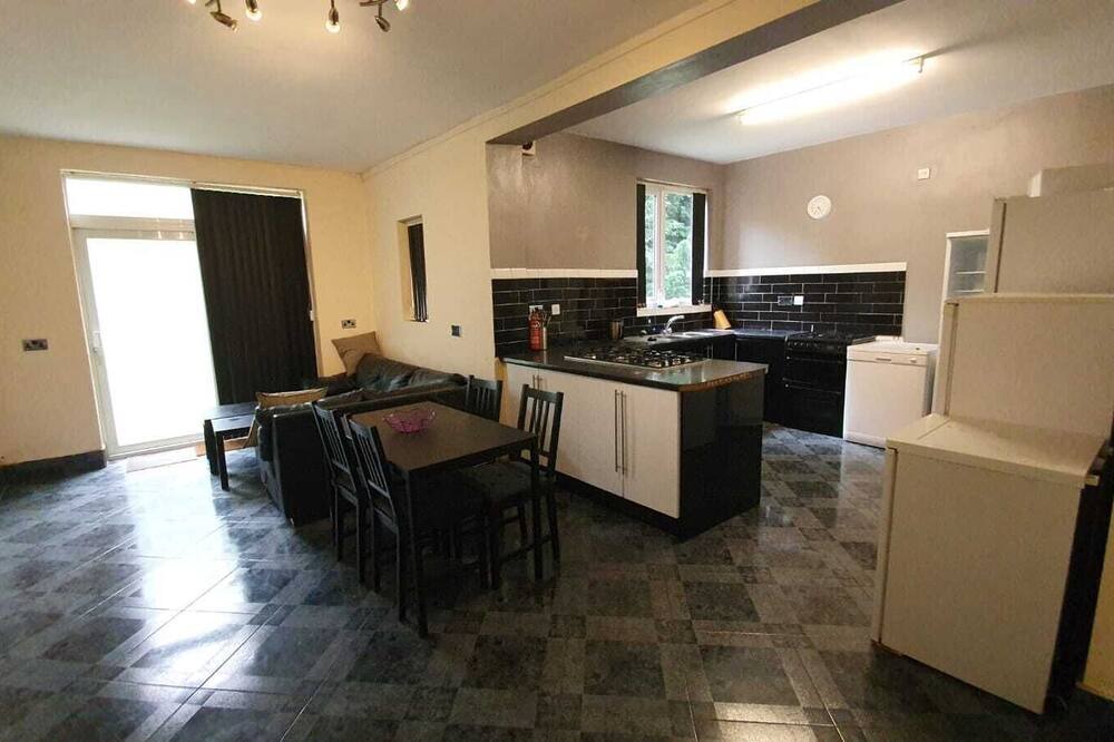 Photo of Kitchen in Halesowen