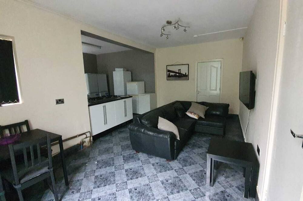 Photo of Others in Halesowen