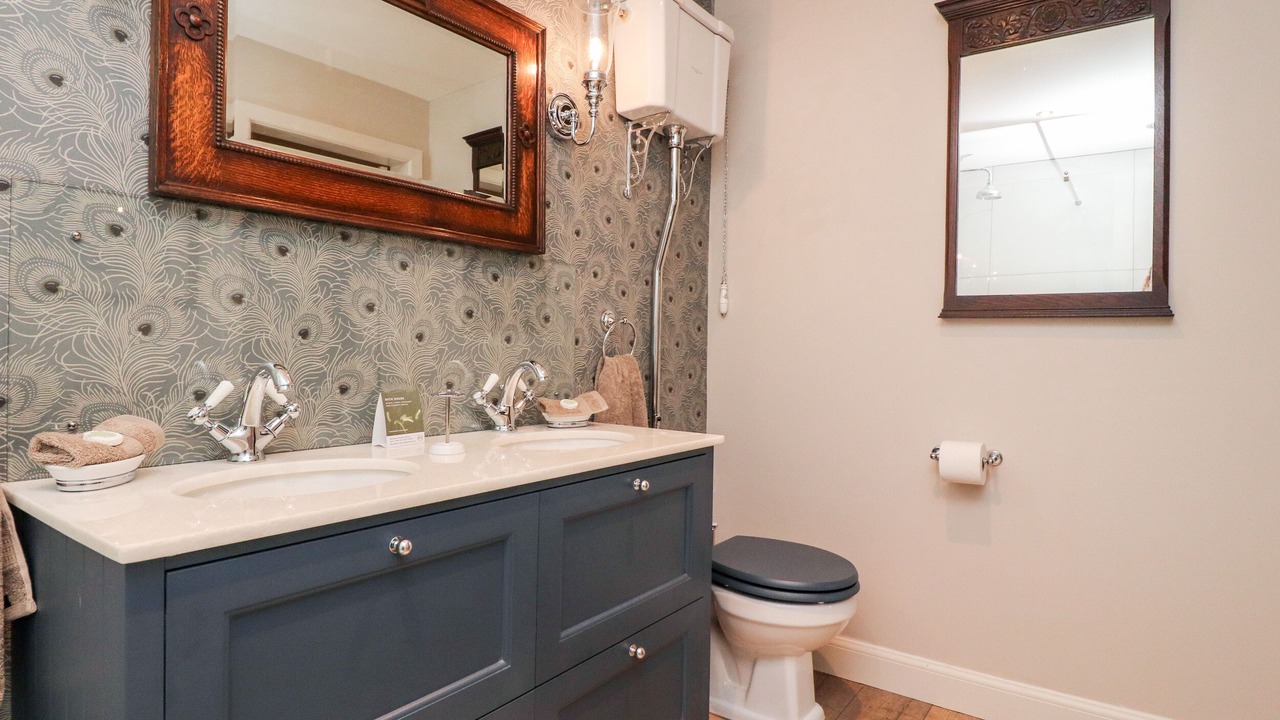 Photo of Others in Barnoldswick