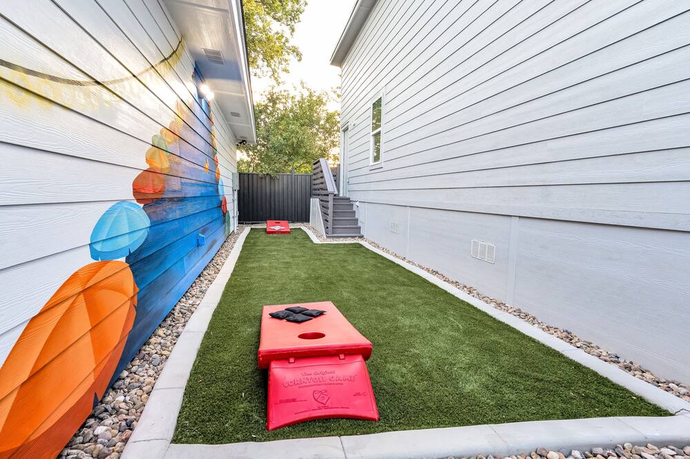 Photo of Outdoor in Shearer Hills - Ridgeview