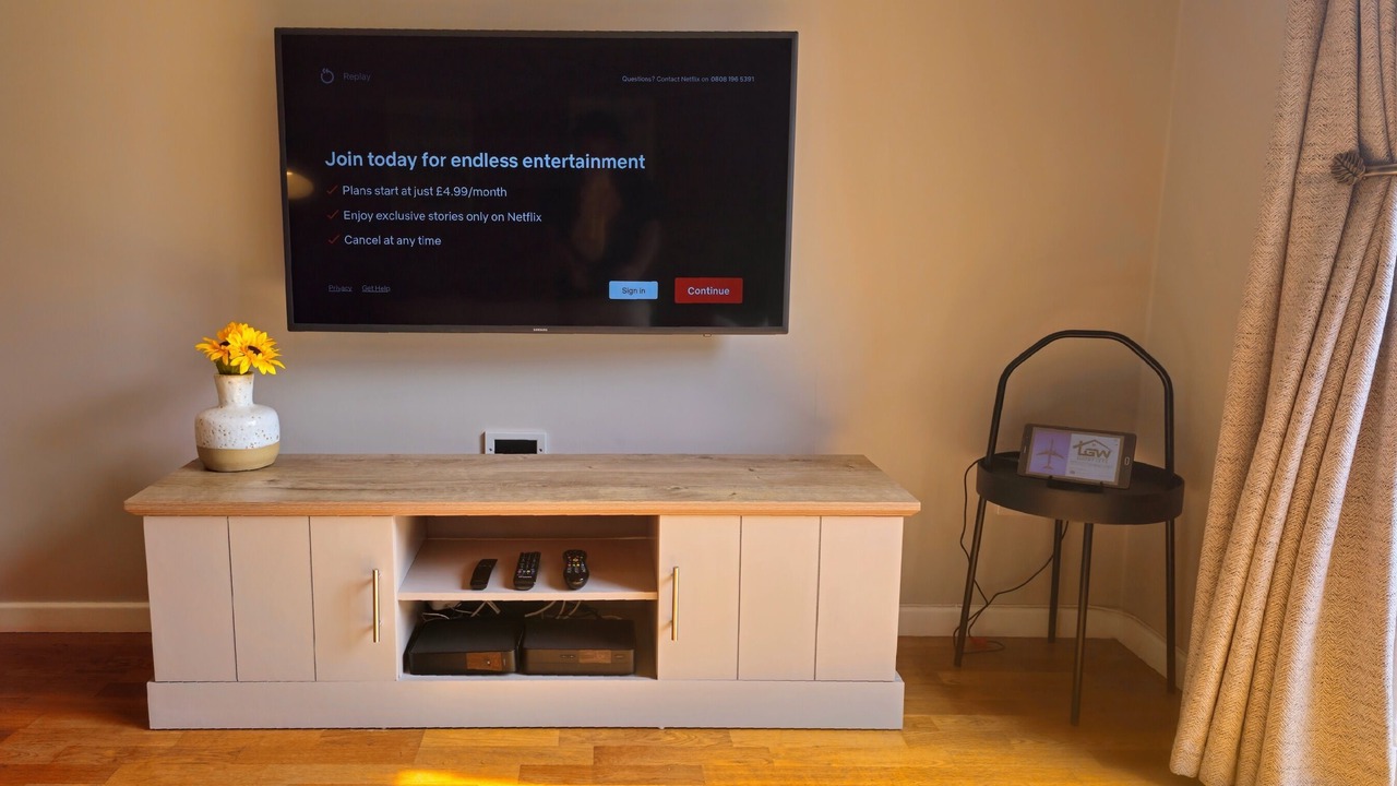 Photo of Outdoor in Horley