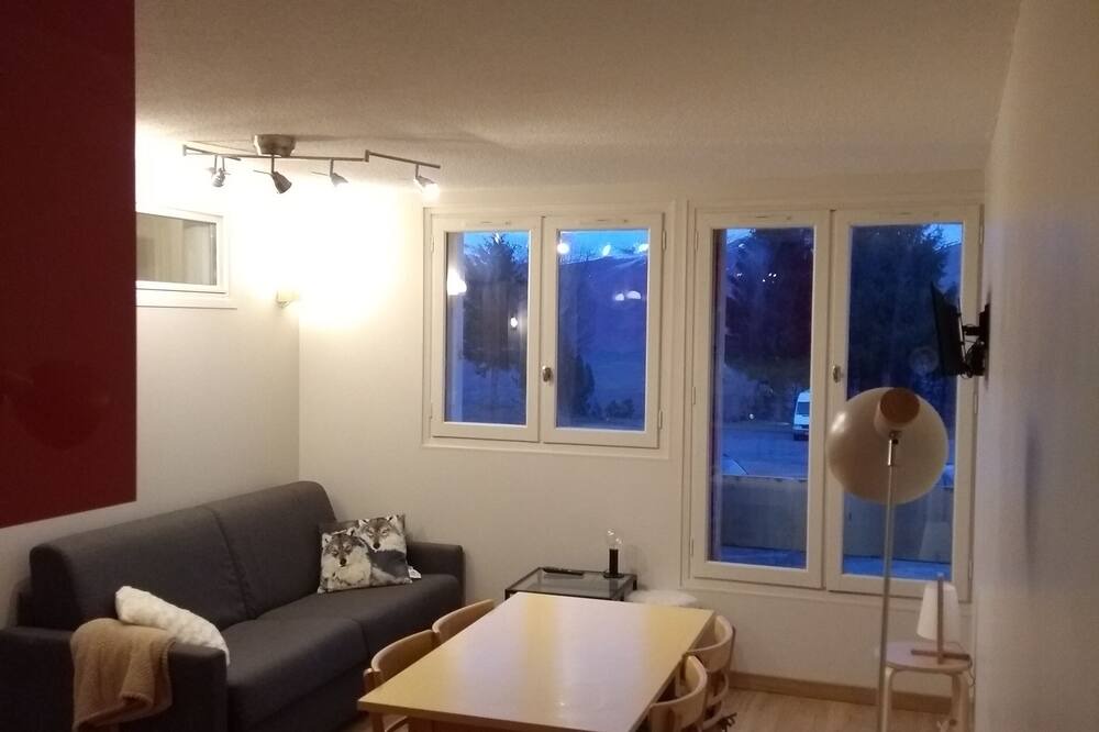 Photo of Livingroom in Genos