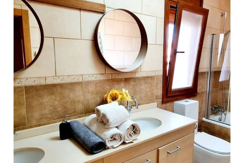 Photo of Bathroom in Caserio Los Tarquinos